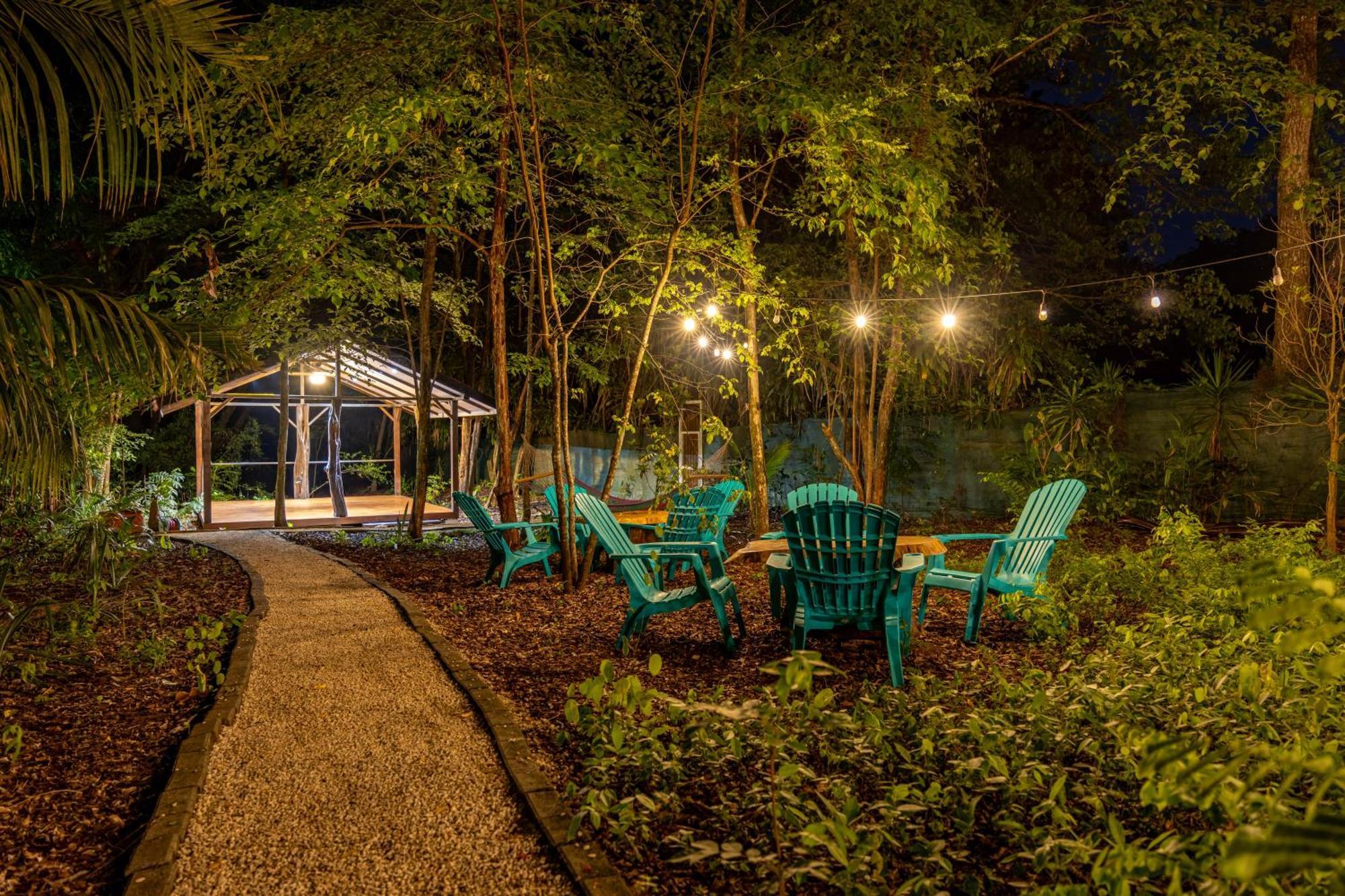 Boho Lodge Montezuma L&L Exterior photo